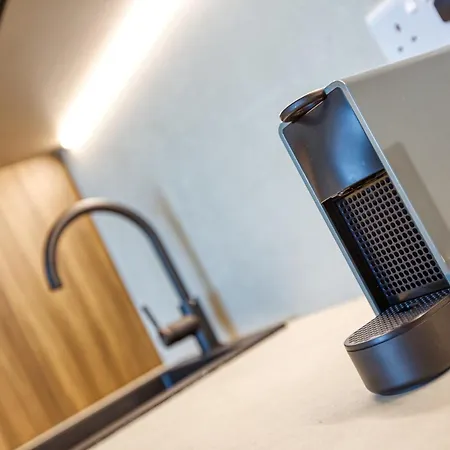 Official Mercury A Beautiful One Bedroom With Wifi By 360 Estates *