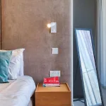 Official Mercury A Beautiful One Bedroom With Wifi By 360 Estates *