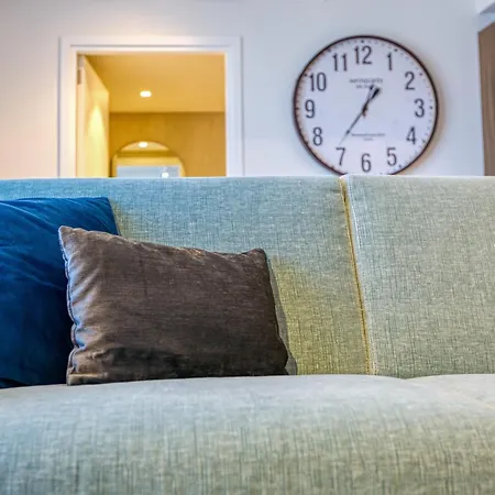 Official Mercury A Beautiful One Bedroom With Wifi By 360 Estates Appartement