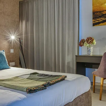 Official Mercury A Beautiful One Bedroom With Wifi By 360 Estates *