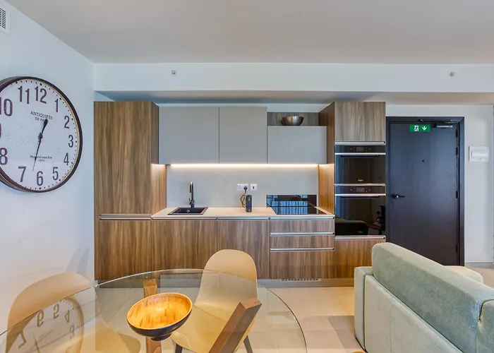 Official Mercury A Beautiful One Bedroom With Wifi By 360 Estates Lejlighed