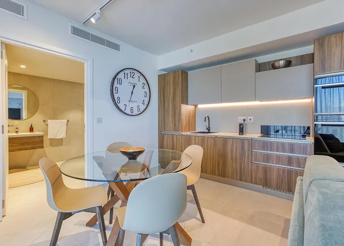 Daire Official Mercury A Beautiful One Bedroom With Wifi By 360 Estates *