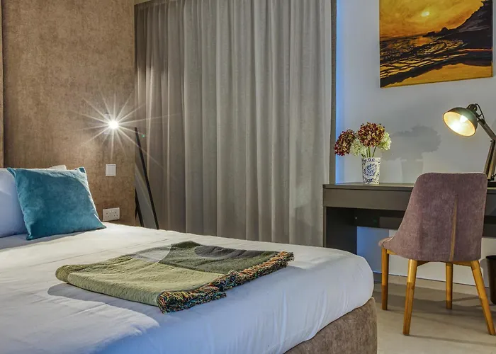 Official Mercury A Beautiful One Bedroom With Wifi By 360 Estates *